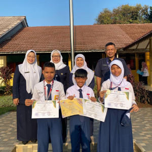 Siswa Berprestasi di SMPN 128 Jakarta