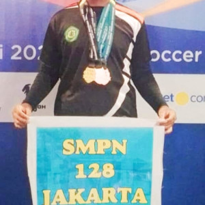 Satria Dzaki Raih Medali Emas di UGM Open Archery Tournament Series 2026