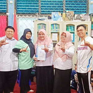 Kunjungan Studi Banding dan Kerjasama Pengelolaan Perpustakaan Berbasis Literasi Digital