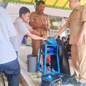 Dari Daun Menjadi Manfaat: Aksi Nyata SMPN 128 Jakarta dalam Mendukung Biopori dan Kelestarian Lingkungan