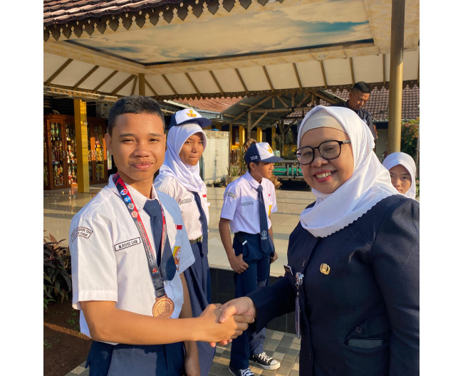 Ucapan Selamat Siswa Berprestasi