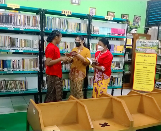Kegiatan Baca Diperpustakaan